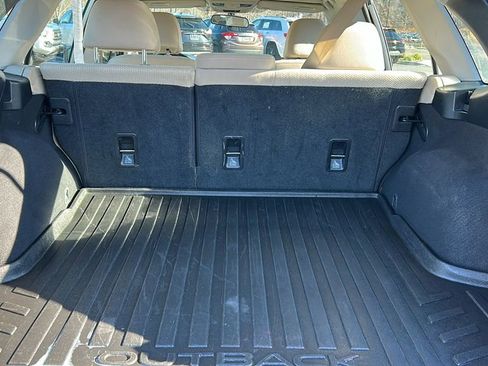 Used 2018 Subaru Outback 2.5i image 25