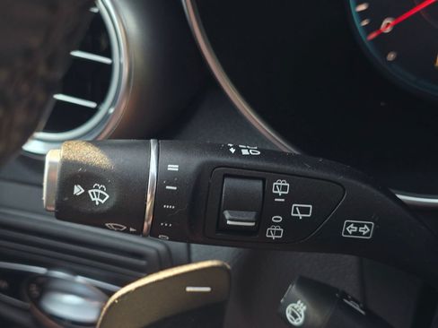 Used 2022 Mercedes-Benz GLC 300 4MATIC image 42