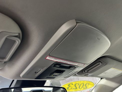 Used 2023 Toyota Camry SE image 34