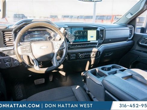 Used 2024 Chevrolet Silverado 2500 LT image 24