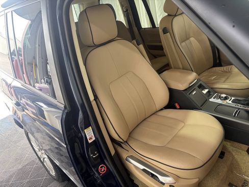 Used 2011 Land Rover Range Rover HSE AWD/4WD image 23