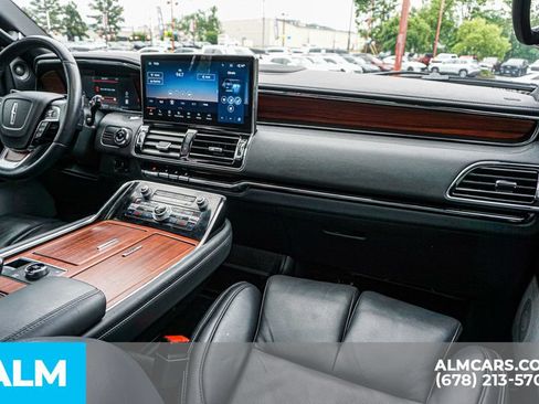 Used 2024 Lincoln Navigator L Reserve w/ Equipment Group 201A AWD/4WD image 26