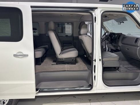 Used 2019 Nissan NV 3500 SV w/ Navigation Package image 21