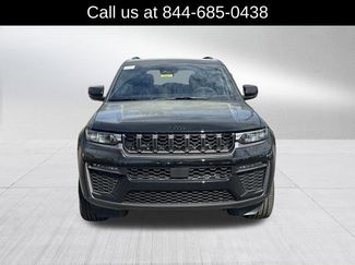 New 2026 Jeep Grand Cherokee Limited w/ Limited Altitude Package AWD/4WD video 2