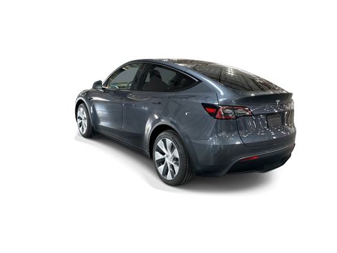 Certified 2023 Tesla Model Y Long Range AWD/4WD image 4