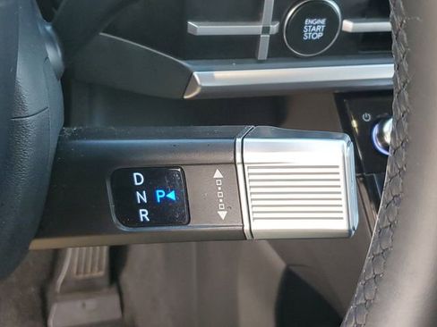 Used 2025 Hyundai Santa Fe SEL image 25