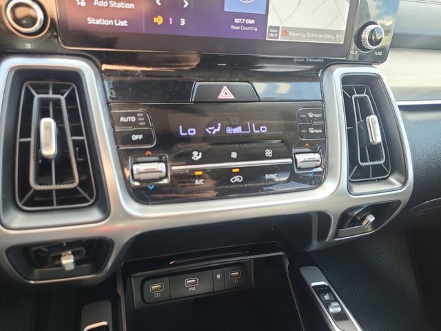 Certified 2023 Kia Sorento S w/ Panoramic Sunroof Package AWD/4WD image 23