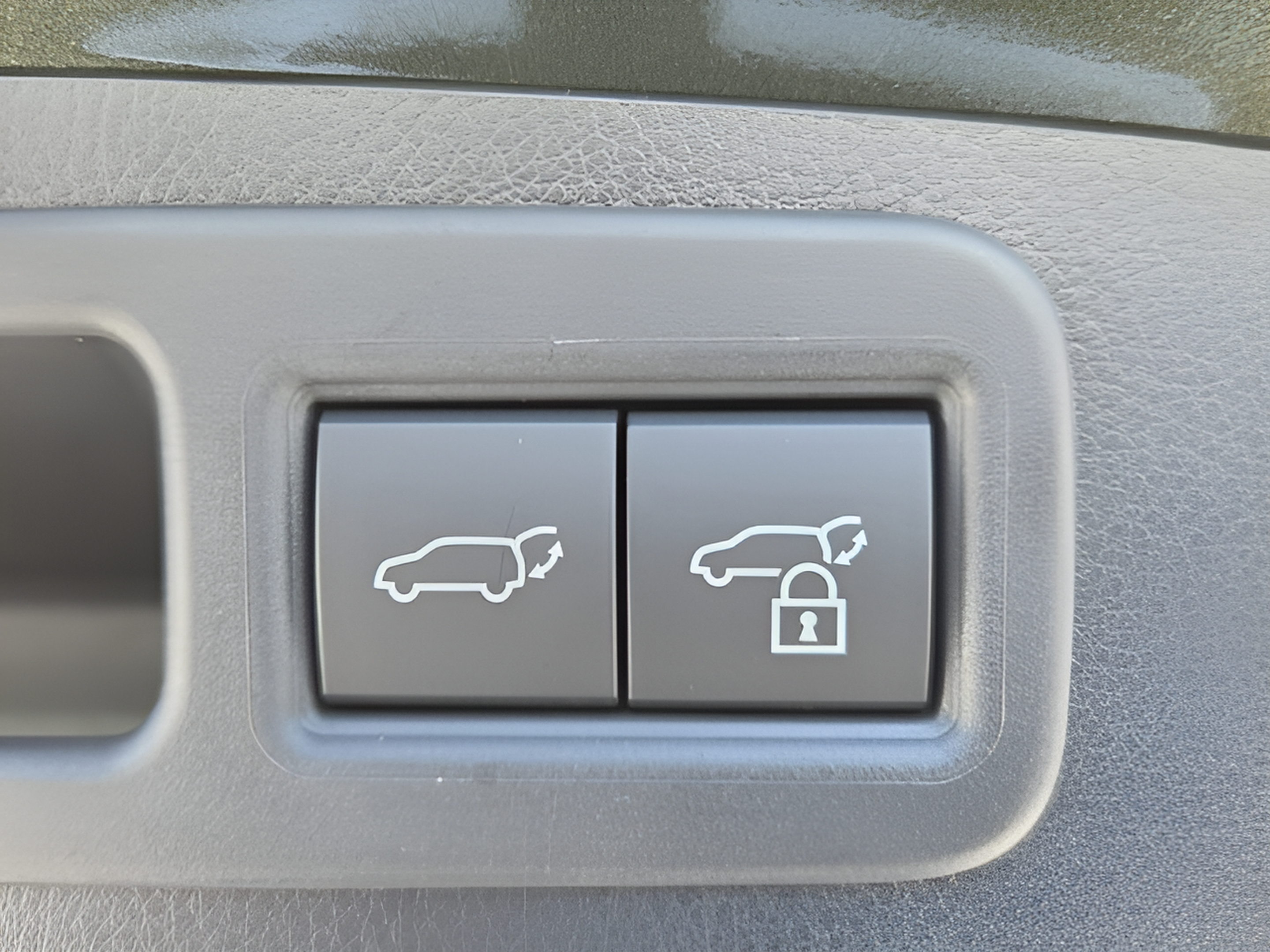 New 2026 Lexus RX 350h AWD/4WD image 16