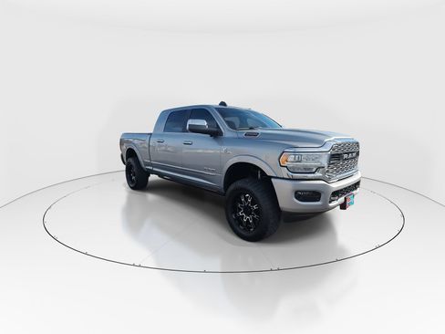 Used 2019 RAM 2500 Limited image 2