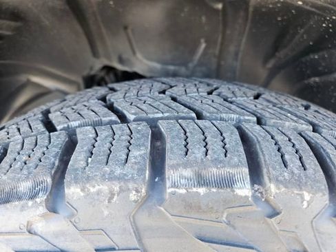 Used 2018 RAM 1500 Classic SLT image 28