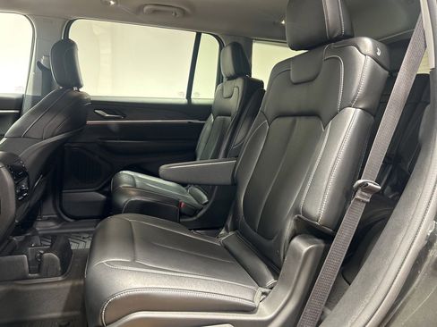 Certified 2023 Jeep Grand Cherokee L Limited image 27