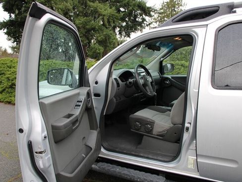 Used 2007 Nissan Xterra S w/ Utility Pkg image 5