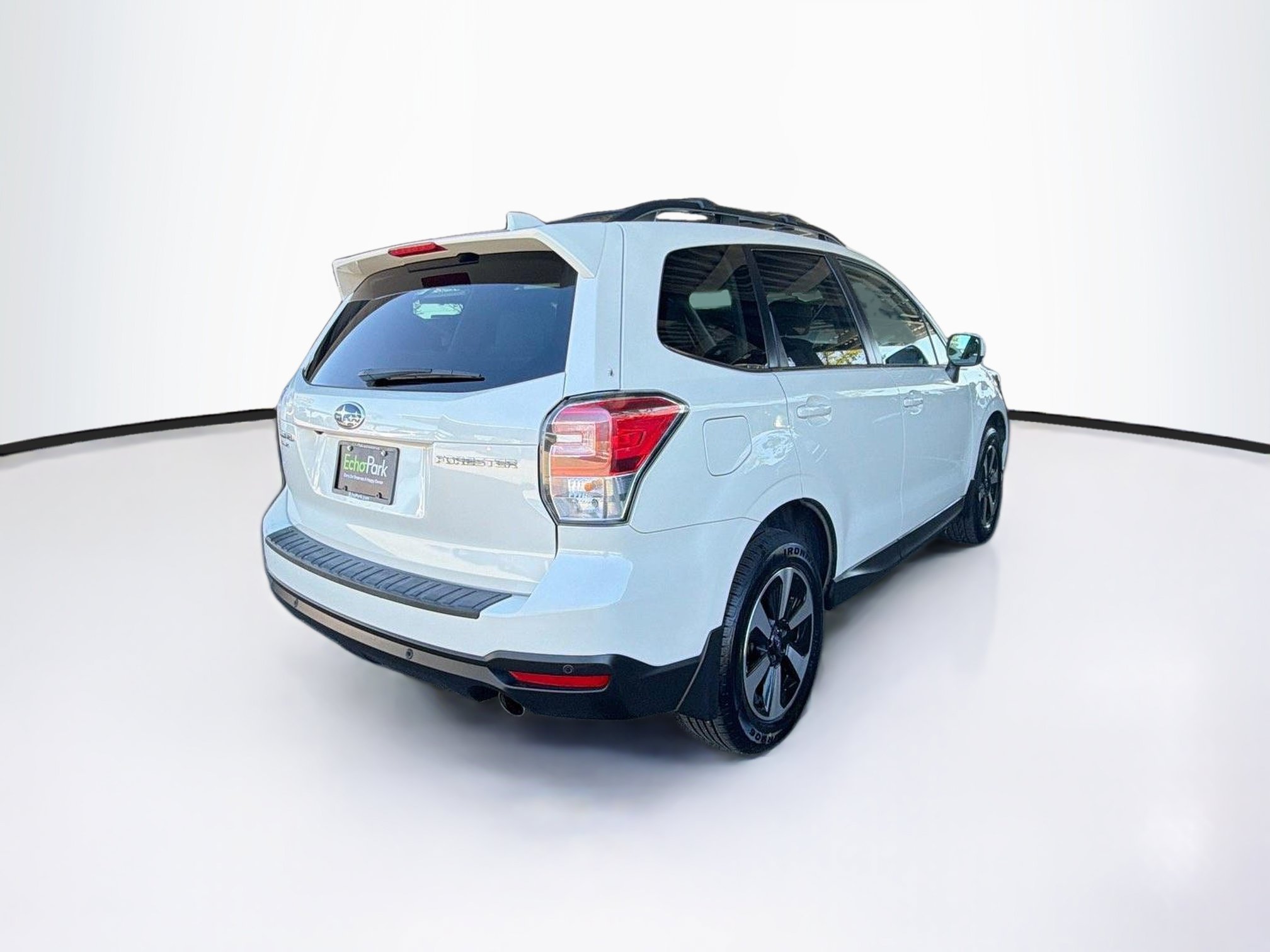 Used 2018 Subaru Forester 2.5i Limited AWD/4WD image 9