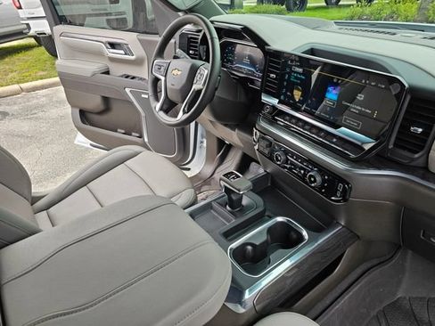 Used 2025 Chevrolet Silverado 1500 LTZ w/ Technology Package RWD image 24