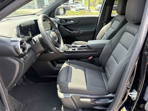 New 2026 Chevrolet Equinox LT AWD/4WD image 19