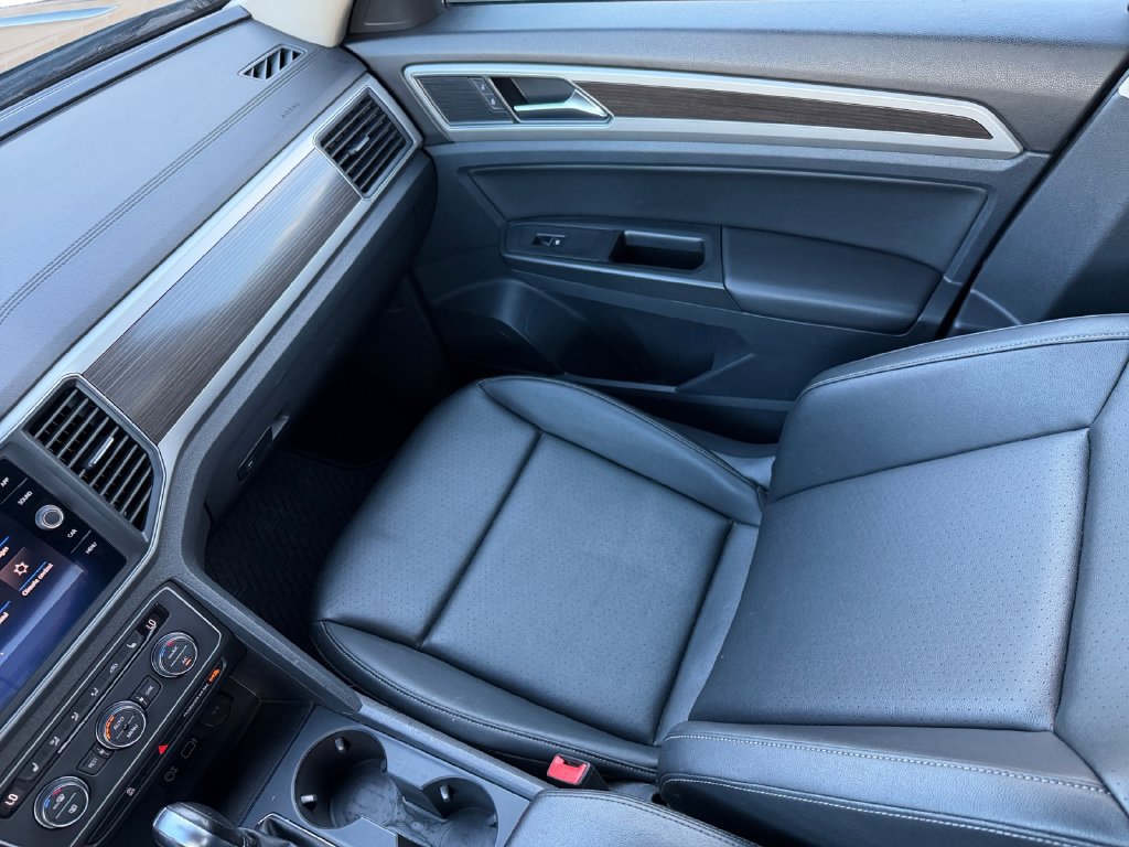 Used 2019 Volkswagen Atlas SE w/ Towing Package FWD image 17