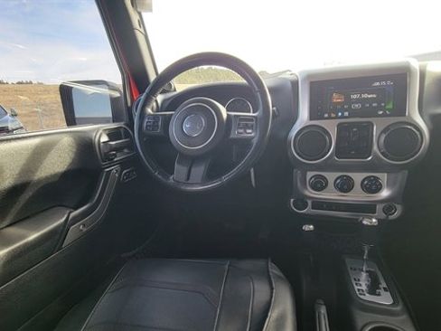 Used 2012 Jeep Wrangler Unlimited Sport image 20