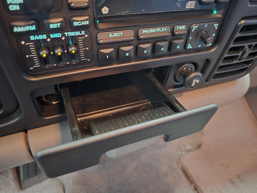 Used 1996 Dodge Ram 1500 Truck 2WD Regular Cab image 94