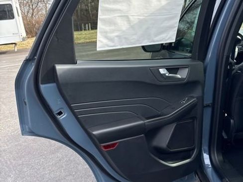 New 2026 Ford Escape Platinum w/ Class II Trailer Tow Package image 19