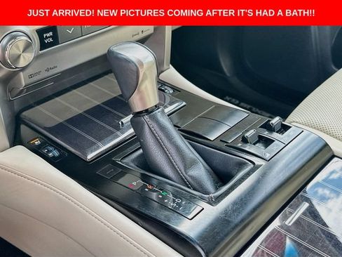 Used 2021 Lexus GX 460 Premium w/ Premium Package AWD/4WD image 18