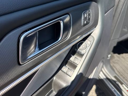Used 2025 Ford Explorer ST AWD/4WD image 29