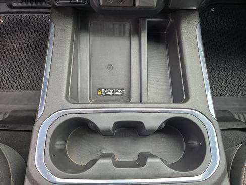 Used 2022 GMC Sierra 1500 AT4 w/ AT4 Premium Package image 15