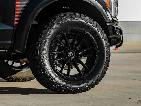 Used 2025 Ford F150 Raptor w/ Equipment Group 803A Raptor R AWD/4WD image 97