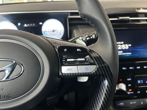 Certified 2024 Hyundai Santa Cruz Limited image 18