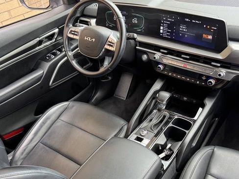 Used 2024 Kia Telluride LX FWD image 12