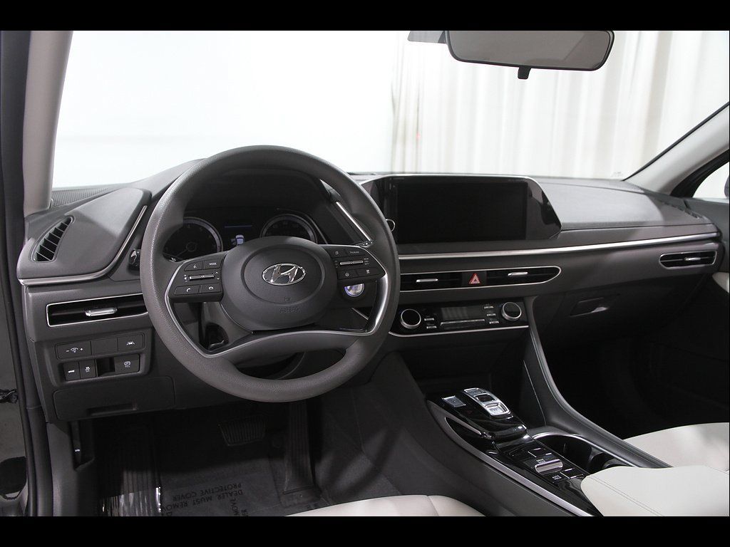 Certified 2023 Hyundai Sonata SEL FWD image 6