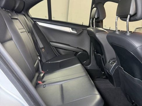 Used 2013 Mercedes-Benz C 250 Sedan image 16