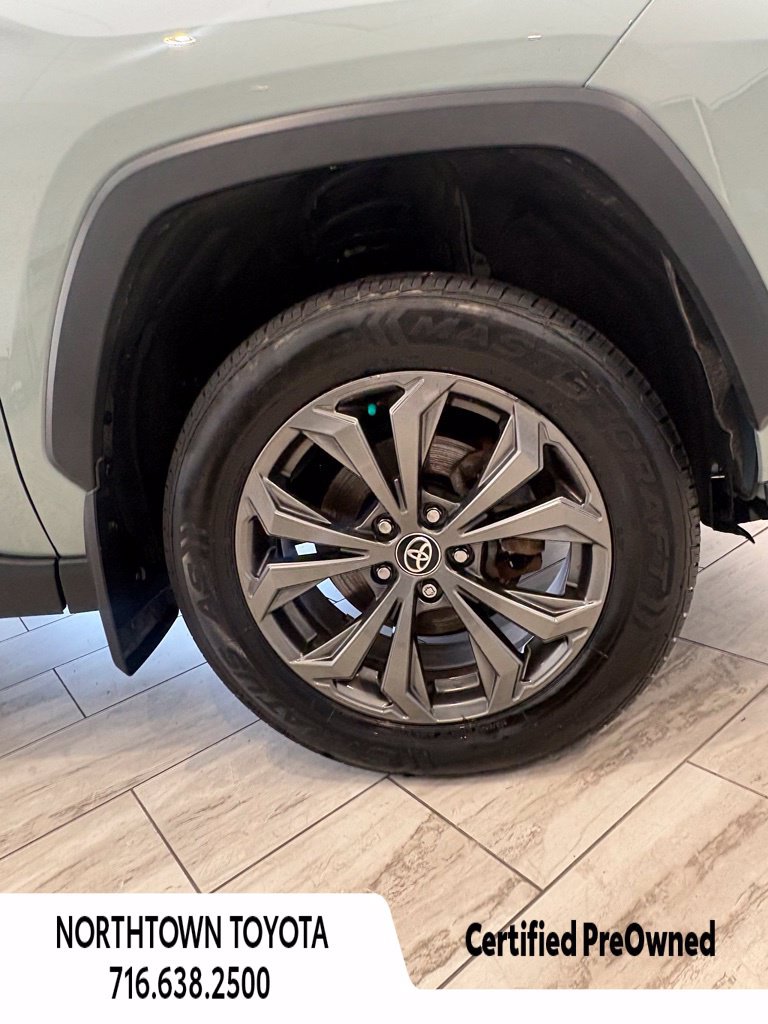 Used 2023 Toyota RAV4 XLE Premium AWD/4WD image 12
