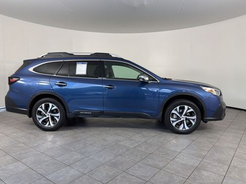 Used 2022 Subaru Outback Touring w/ Popular Package #2 AWD/4WD image 8