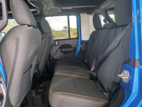 Used 2024 Jeep Wrangler Sport S w/ Convenience Group image 16