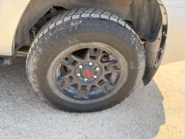 Used 2023 Toyota 4Runner TRD Off-Road Premium w/ Off Road Premium Plus Package AWD/4WD image 19