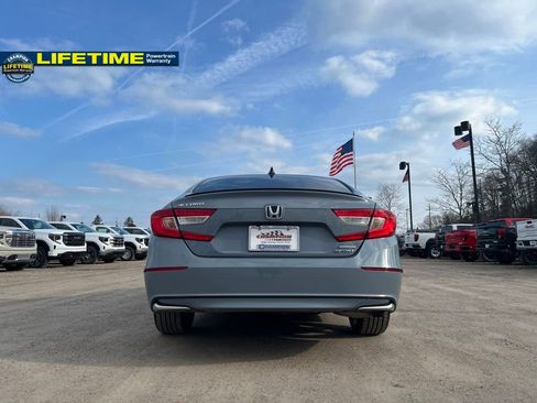 Used 2022 Honda Accord Sport image 9