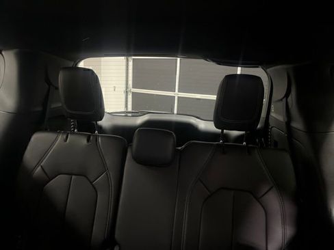 New 2026 Chrysler Pacifica Select image 32