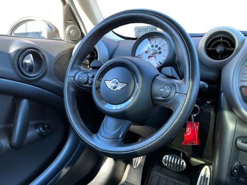 Used 2011 MINI Cooper Countryman S image 9