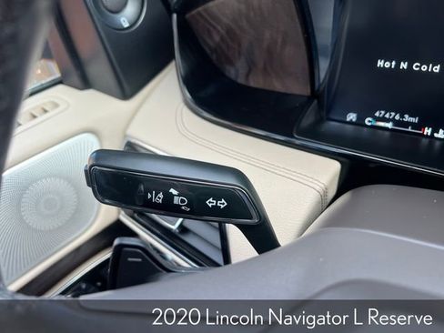 Used 2020 Lincoln Navigator L Reserve w/ Luxury Package image 33
