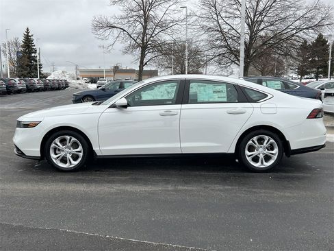 New 2025 Honda Accord LX image 36