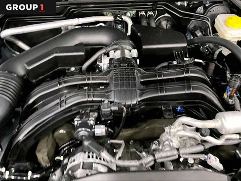 Used 2025 Subaru Forester Premium image 32