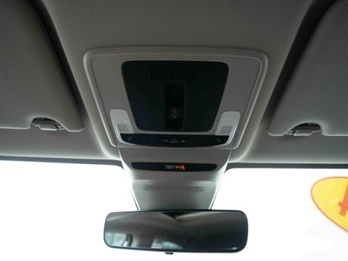 Used 2024 Honda HR-V EX-L image 18