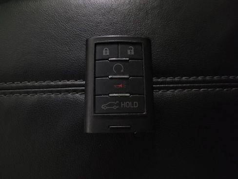 Used 2014 Cadillac XTS Premium image 32