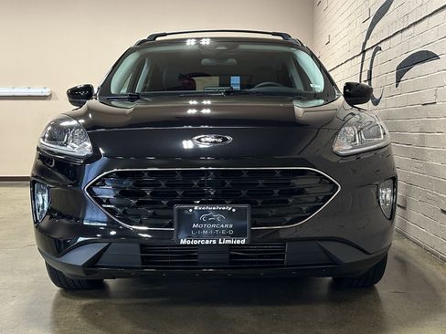 Used 2022 Ford Escape SEL w/ Technology Package AWD/4WD image 10