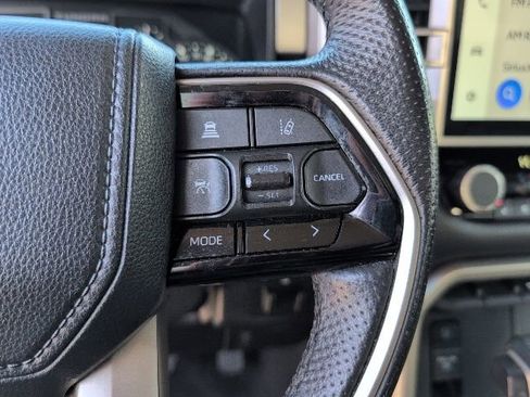 Used 2022 Toyota Tundra Limited image 18