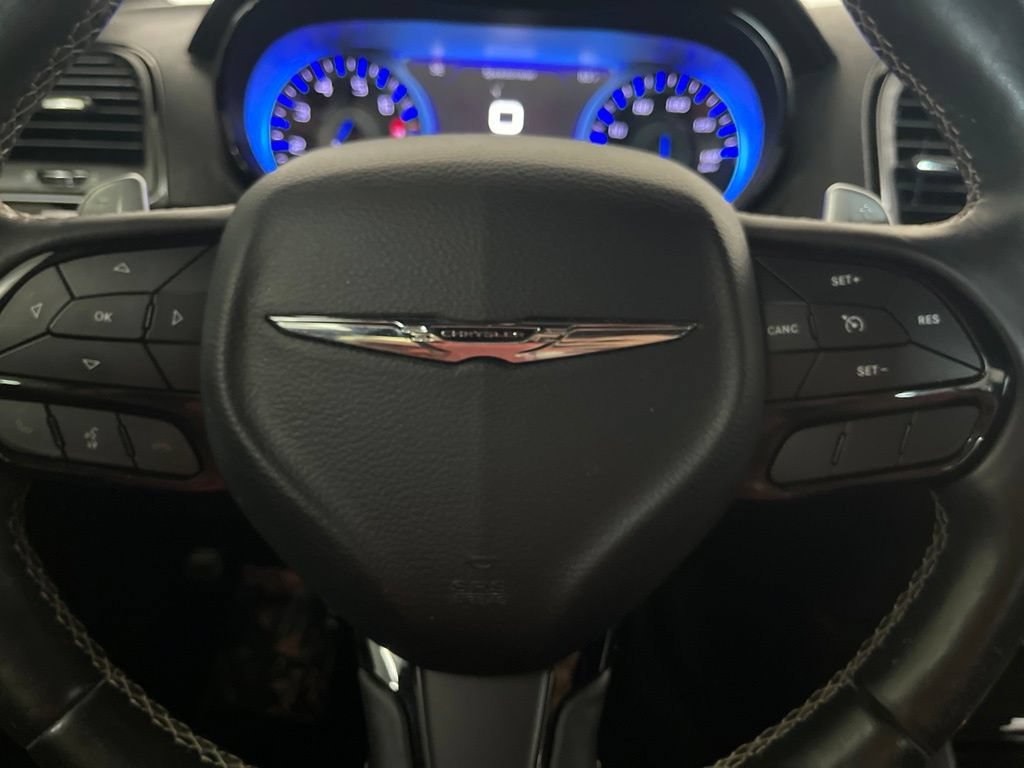 Used 2019 Chrysler 300 S w/ 300S Premium Group 2 RWD image 59
