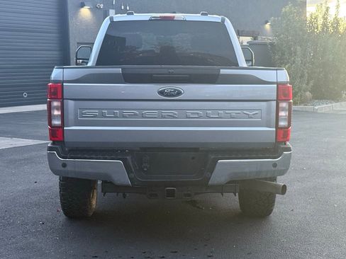 Used 2020 Ford F250 XLT image 3