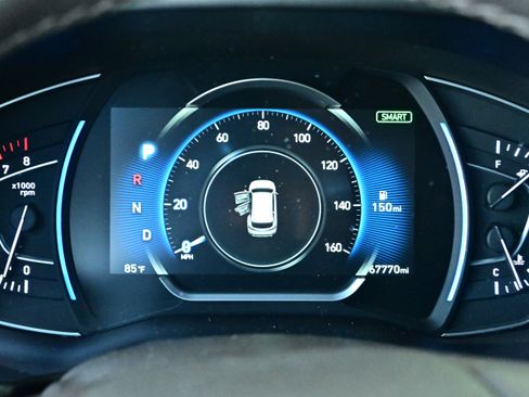 Used 2020 Hyundai Santa Fe Limited AWD/4WD image 22