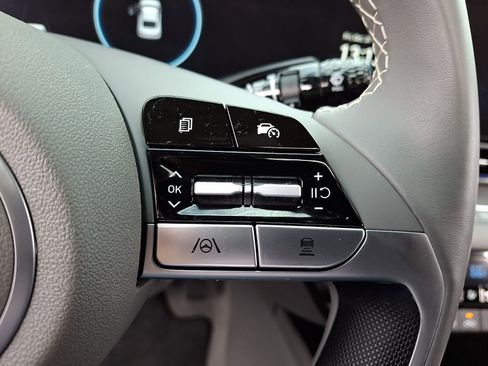 Certified 2024 Hyundai Elantra SEL w/ Convenience Package image 23