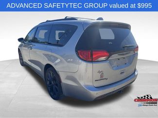 Used 2019 Chrysler Pacifica Touring-L Plus video 3
